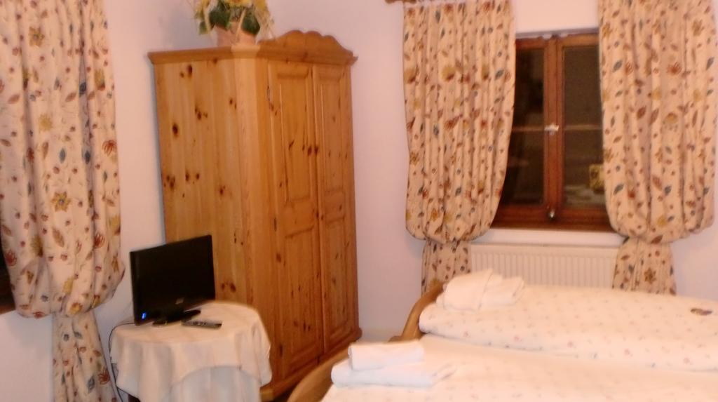 Landgasthof Zum Brueckenwirt Starnberg Quarto foto